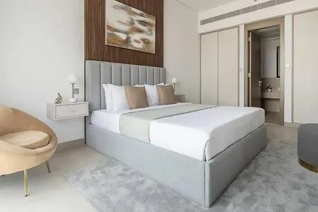 Frank Porter - Bluebell Residence Jvc Dubai 0*,