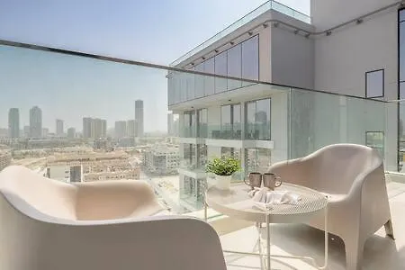 Frank Porter - Bluebell Residence Jvc Dubai